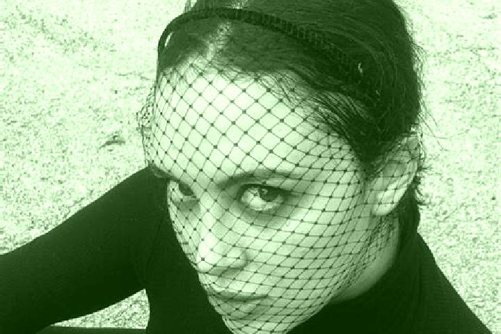 Alice, 25 — Escort in Erandio, Spain