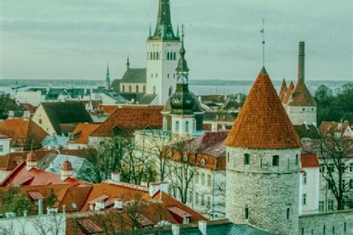 Alice, 25 — Escort in Voka, Estonia
