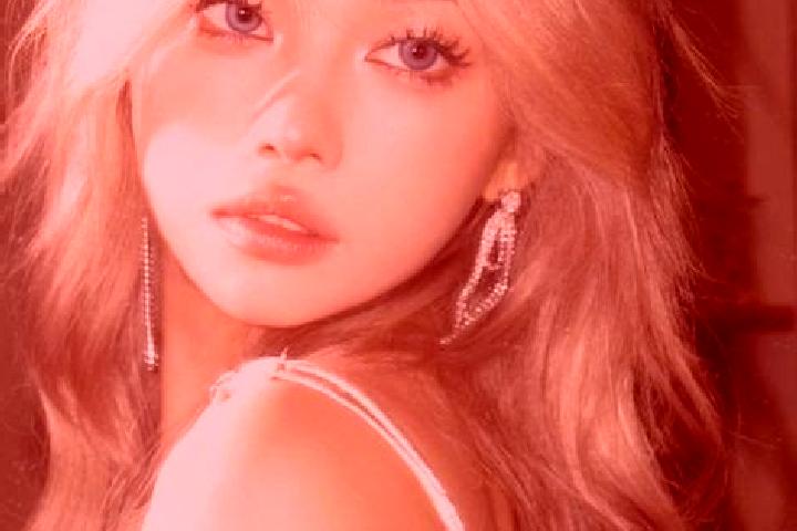 Alice, 26, a blonde blue-eyed asian companion based in Cirompang. Offering BDSM, 69, CIM. Available for incall and outcall, day and evening dates.