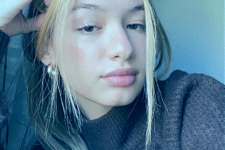 Alice, 26, a blonde brown-eyed indian companion based in Avolsheim. Offering Striptease, OWO, Deep French Kissing. Available for incall and outcall, day and ...