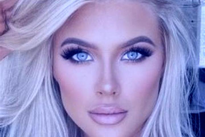 Alice, 26, a platinum blonde brown-eyed ebony companion based in North Marston. Offering Dinner Date, A-Level, OWO. Available for incall and outcall, overnig...
