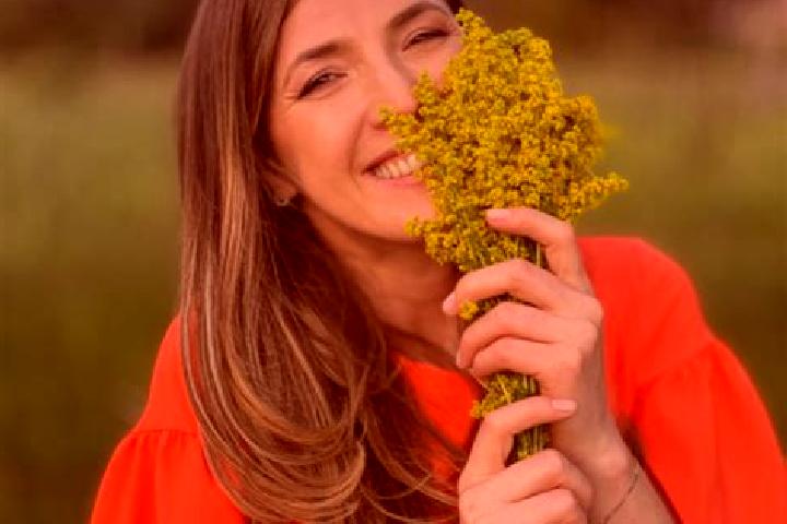 Alice, 26 — Escort in Campuri, Romania