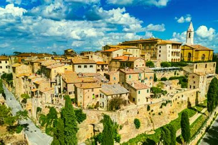 Alice, 26 — Escort in Cortona, Italy