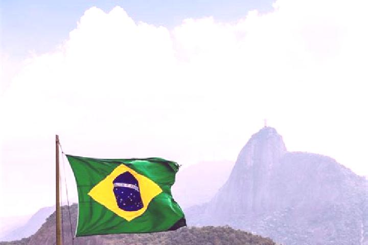 Alice, 26 — Escort in Descoberto, Brazil