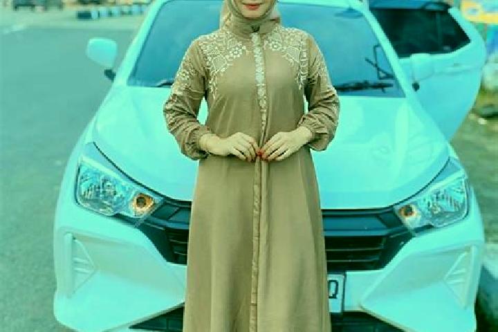 Alice, 26 — Escort in Natar, Indonesia