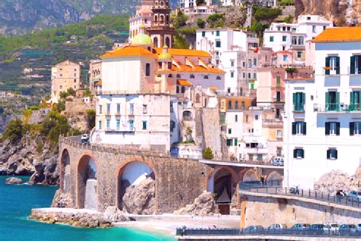 Alice, 26 — Escort in Troia, Italy