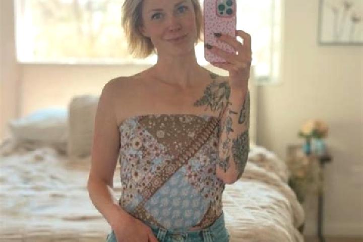 Alice, 26 — Escort in West Baraboo, United States