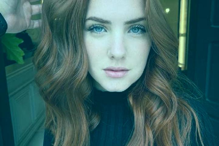 Alice, 27, a auburn blue-eyed middle eastern companion based in Inba. Offering BDSM, CIM, GFE, Domination, Roleplay. Available for incall and outcall, overni...