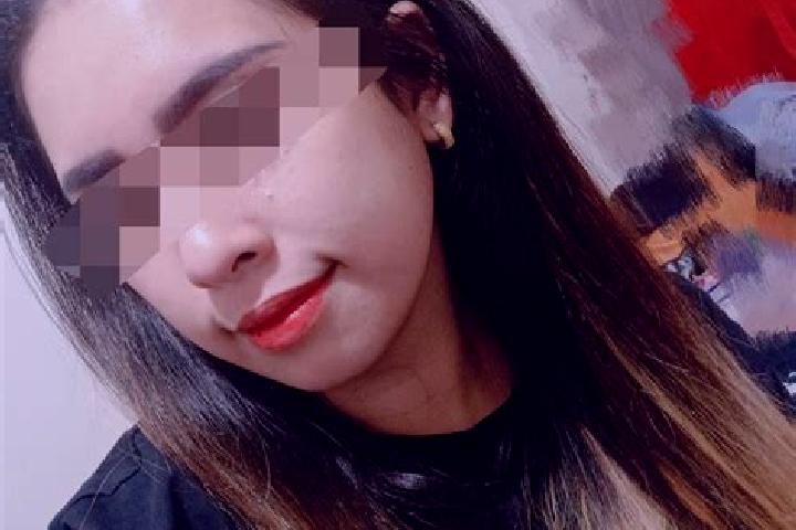 Alice, 27, a black grey-eyed mixed companion based in Gampang. Offering Domination, 69, Roleplay, Striptease. Available for incall and outcall, day and eveni...