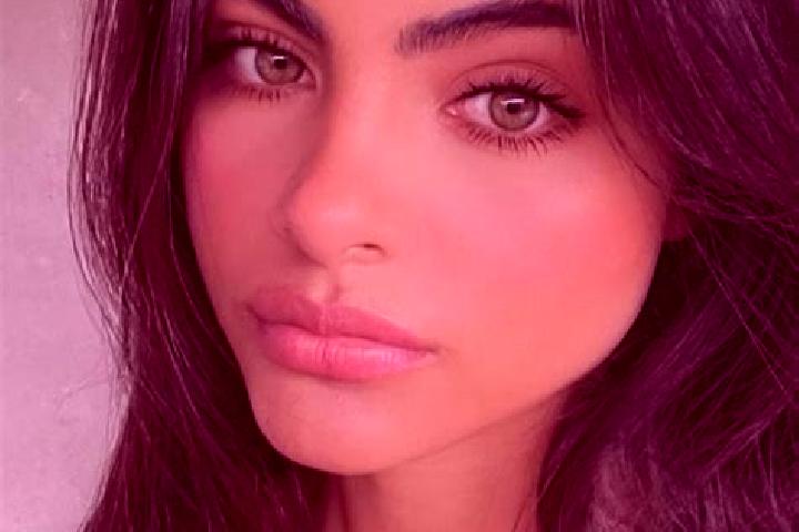 Alice, 27, a black hazel-eyed caucasian companion based in Akwanga. Offering Dinner Date, Couples, GFE. Available for incall and outcall, overnight bookings ...