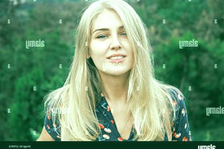 Alice, 27, a blonde blue-eyed middle eastern companion based in Hargimont. Offering Dinner Date, Party Girl, Massage, Domination, Couples. Available for inca...