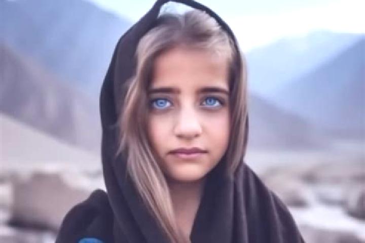 Alice, 27, a chestnut blue-eyed middle eastern companion based in Heere. Offering Tantra, Massage, Duos. Available for incall and outcall, overnight bookings...