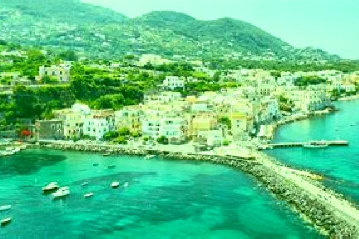 Alice, 27 — Escort in Ischia Porto, Italy