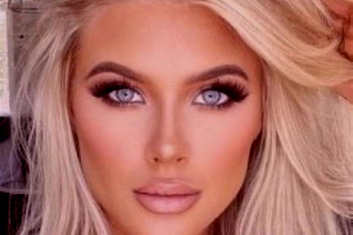 Alice, 28, a platinum blonde green-eyed european companion based in Crossmaglen. Offering Couples, CIM, Roleplay, OWO, Dinner Date. Available for incall and ...