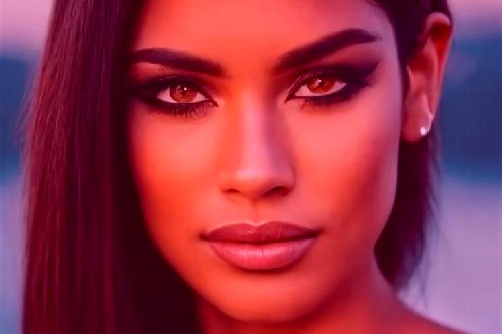 Alice, 28, a red grey-eyed latina companion based in Dabhel. Offering Erotic Massage, BDSM, Striptease. Available for incall and outcall, overnight bookings ...