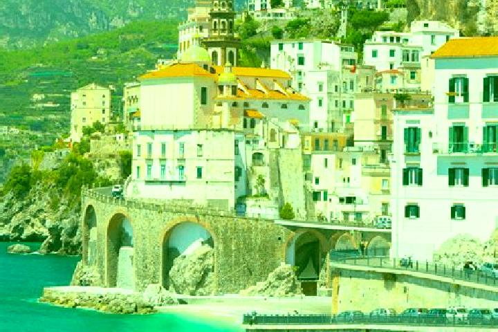 Alice, 28 — Escort in Cannelli, Italy