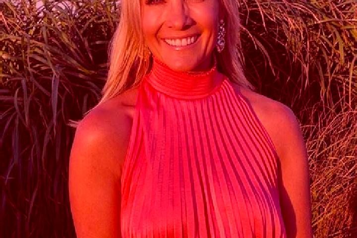 Alice, 28 — Escort in Evanston, United States