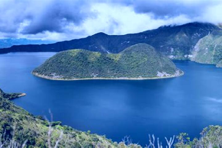 Alice, 28 — Escort in Panacocha, Ecuador