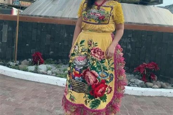 Alice, 28 — Escort in Tarecuato, Mexico