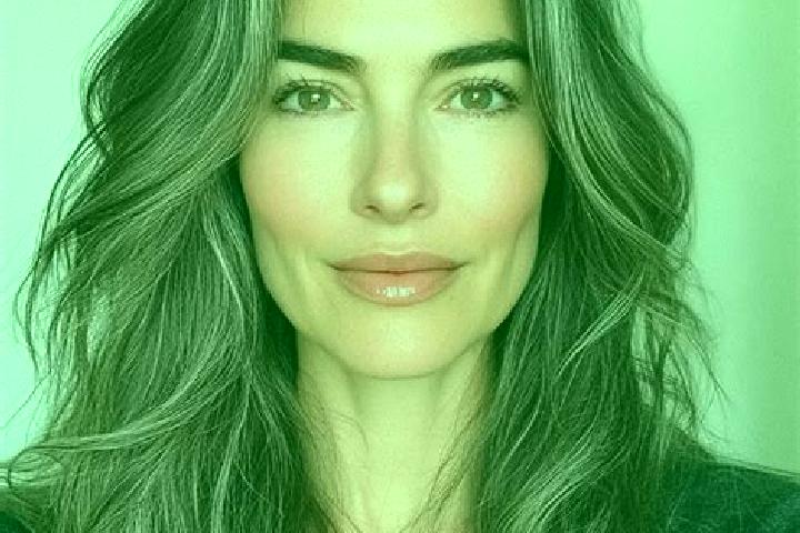 Alice, 29, a brunette grey-eyed mixed companion based in Yeed. Offering Deep French Kissing, Fetish, Couples, BDSM, Overnight. Available for incall and outca...