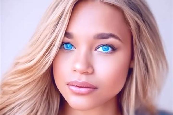 Alice, 29, a dark blonde blue-eyed latina companion based in Los Toldos. Offering Massage, OWO, Prostate Massage, Dinner Date, 69. Available for incall and o...