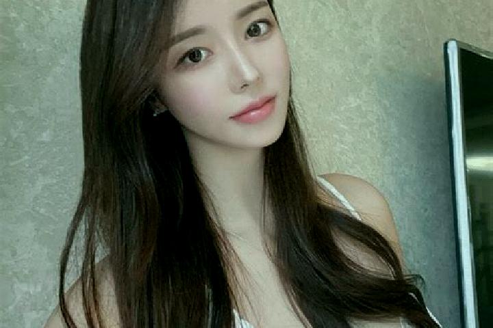 Alice, 29 — Escort in Hanghuadian, China