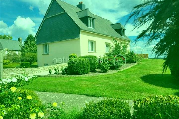 Alice, 29 — Escort in Landelles, France
