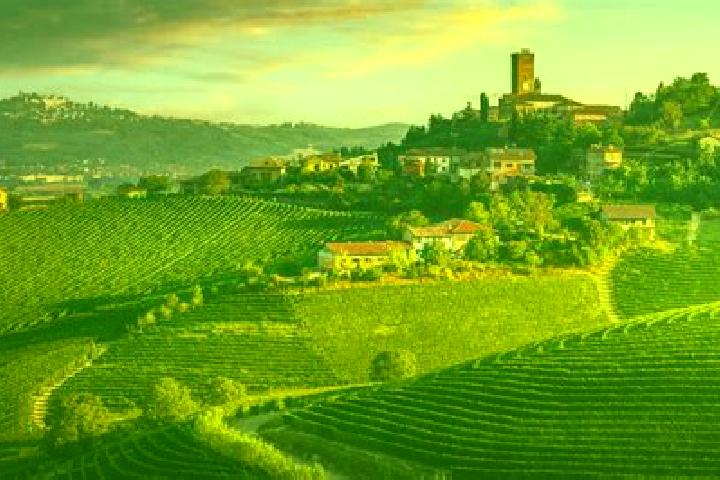 Alice, 29 — Escort in San Mango Piemonte, Italy