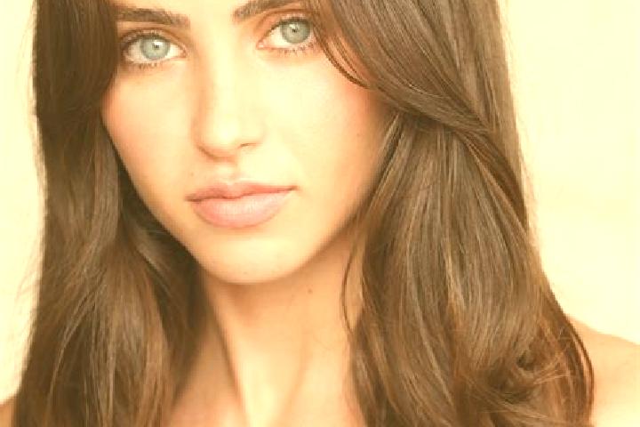 Alice, 30, a auburn brown-eyed latina companion based in Chennasamudram. Offering Striptease, Prostate Massage, OWO, Travel Companion. Available for incall a...