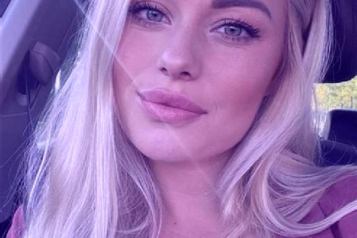 Alice, 30, a blonde hazel-eyed caucasian companion based in Litiara. Offering OWO, A-Level, Overnight, Travel Companion. Available for incall and outcall, da...