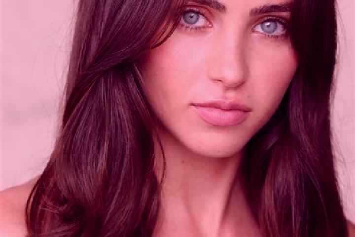 Alice, 30, a brunette brown-eyed indian companion based in Uckington. Offering Massage, Tantra, Domination, Couples, Travel Companion. Available for incall a...