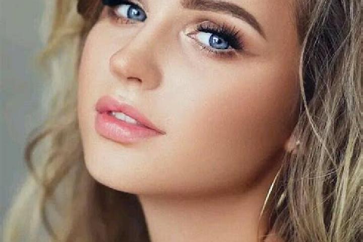 Alice, 30, a dark blonde blue-eyed middle eastern companion based in Nizhniy Baskunchak. Offering A-Level, Massage, Roleplay, Duos. Available for incall and ...