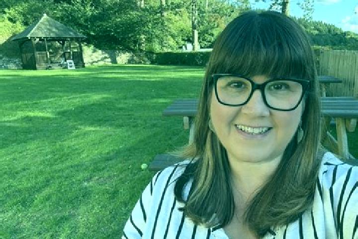 Alice, 30 — Escort in Bedlinog, United Kingdom