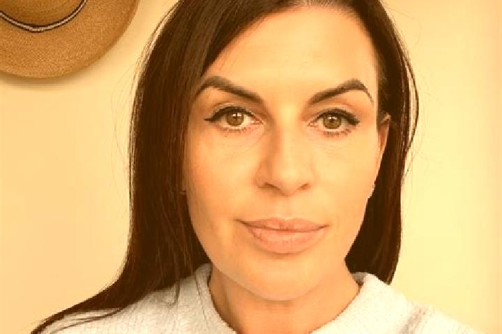 Alice, 30 — Escort in Llandybie, United Kingdom