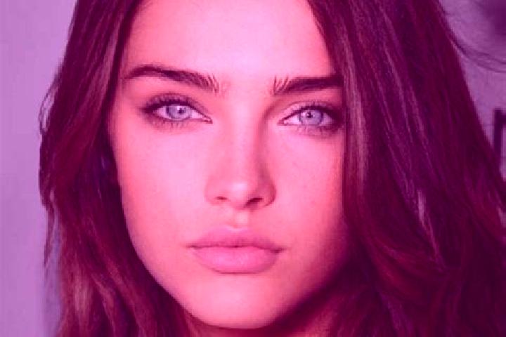 Alice, 31, a brunette brown-eyed ebony companion based in Jhumri Telaiya. Offering Dinner Date, OWO, Tantra, A-Level. Available for incall and outcall, overn...
