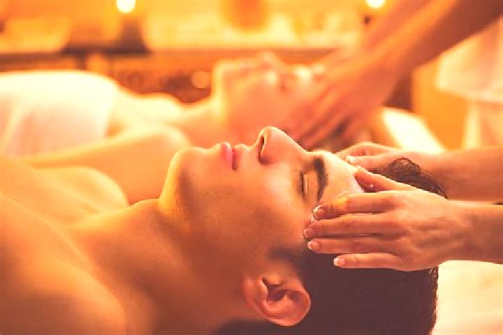 Alice, 31, a brunette dark-eyed european companion based in Bran. Offering Duos, OWO, Erotic Massage, Deep French Kissing, Prostate Massage. Available for in...