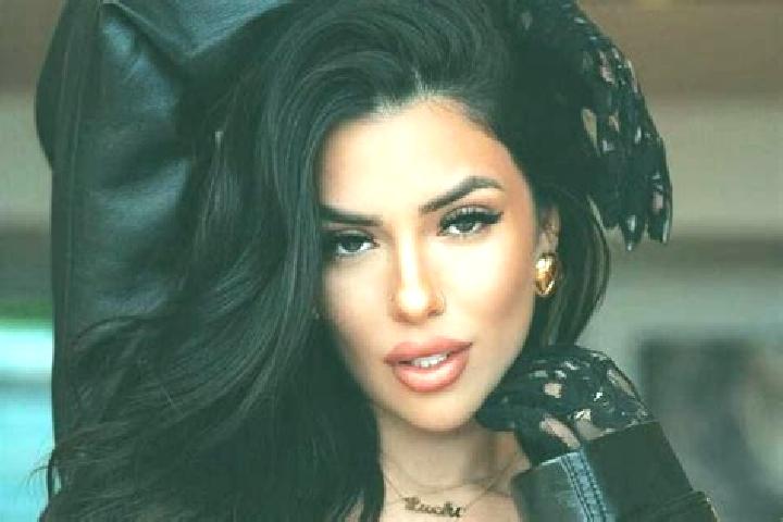 Alice, 31 — Escort in La Conchita, Mexico