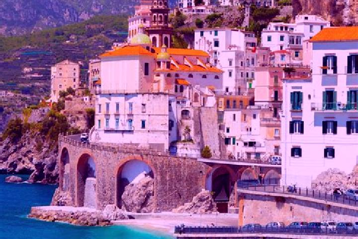 Alice, 31 — Escort in Marnate, Italy