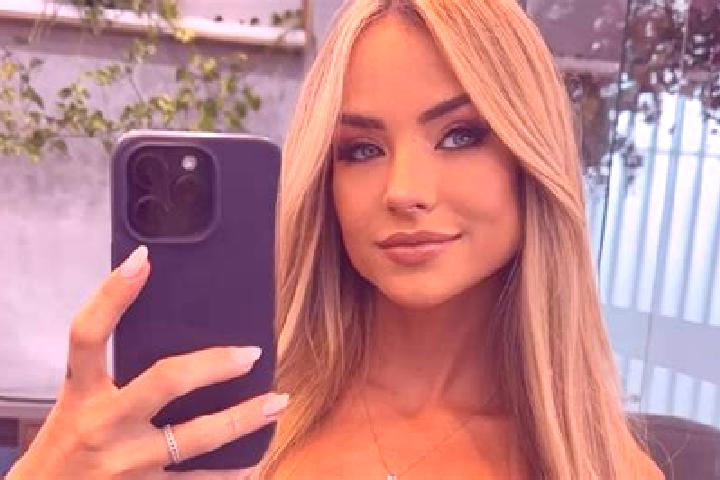 Alice, 31 — Escort in Martins Additions, United States