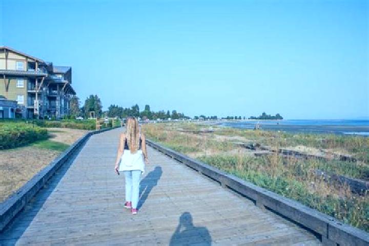 Alice, 31 — Escort in Parksville, Canada