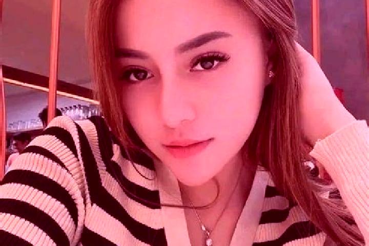 Alice, 31 — Escort in Totok, Indonesia