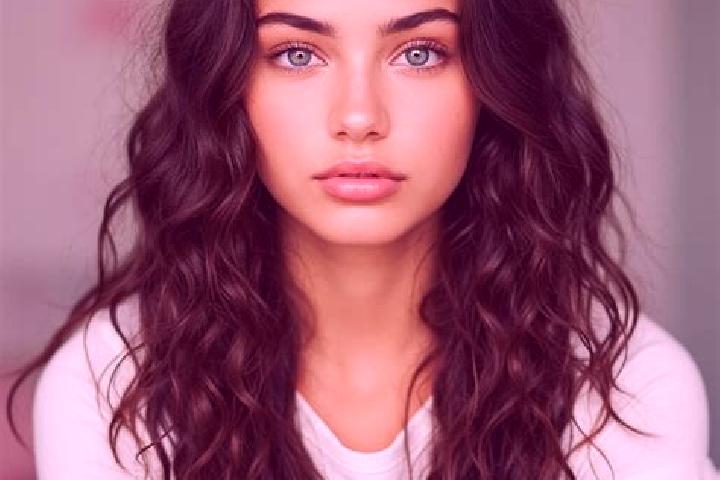 Alice, 32, a brunette green-eyed mediterranean companion based in Lekosoro. Offering Tantra, GFE, Erotic Massage. Available for incall and outcall, day and e...