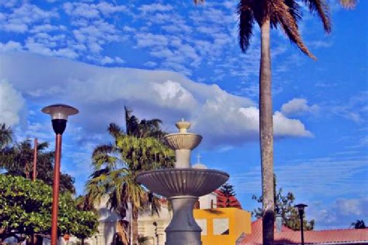 Alice, 32 — Escort in Nahuizalco, El Salvador