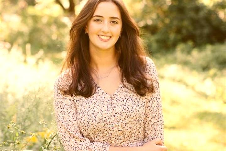 Alice, 32 — Escort in North Amherst, United States
