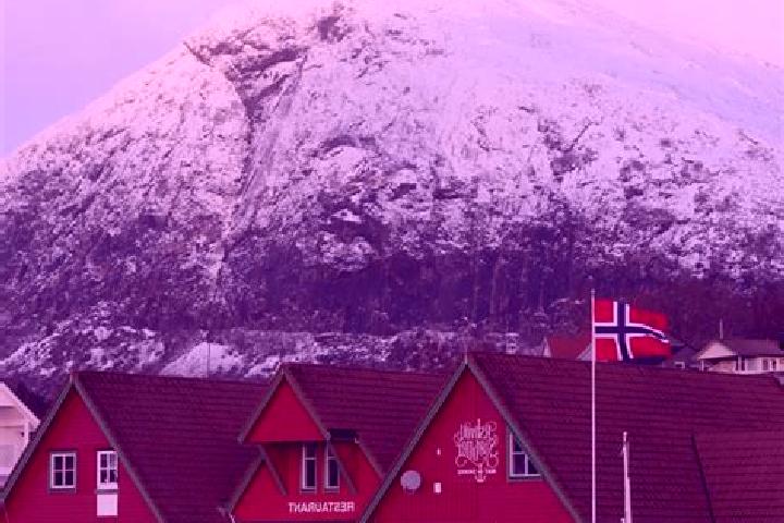 Alice, 32 — Escort in Skalevik, Norway