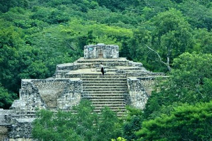 Alice, 33 — Escort in Maya Balam, Mexico