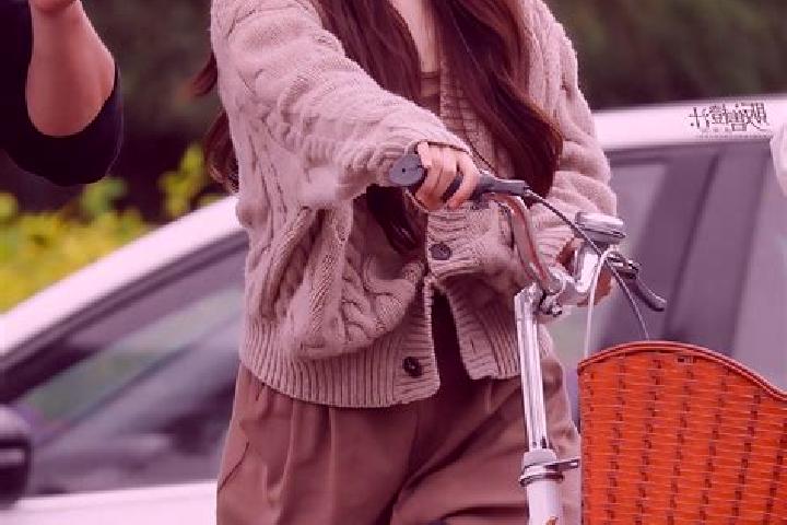 Alice, 33 — Escort in Shangzi, China