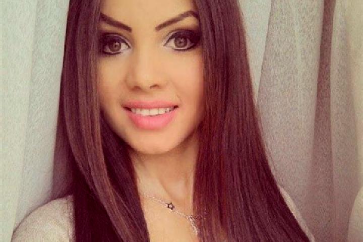 Alice, 34, a black grey-eyed mixed companion based in Kolonaki. Offering Massage, Deep French Kissing, Domination, CIM, Erotic Massage. Available for incall ...