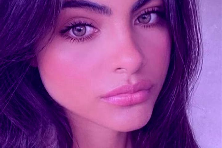 Alice, 34, a brunette dark-eyed indian companion based in Naghalin. Offering Dinner Date, Domination, Couples, BDSM. Available for incall and outcall, day an...