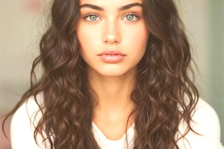 Alice, 34, a brunette green-eyed mediterranean companion based in Atlixco. Offering Erotic Massage, GFE, CIM. Available for incall and outcall, day and eveni...